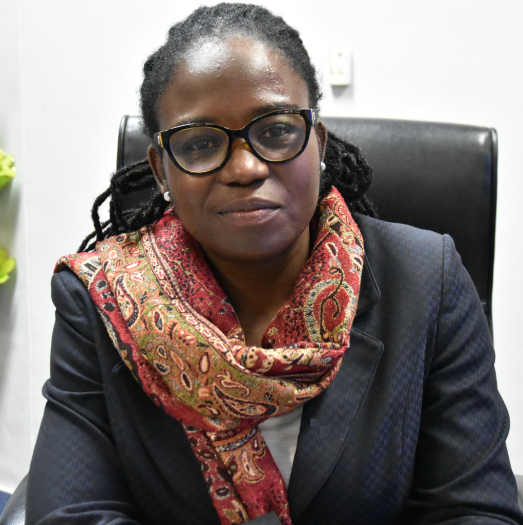 Pr Machikou : 1ère femme Prof. Tit. Science Politique en Afrique.