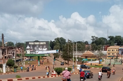 Les autorités de la région de l’Ouest entre trafic d’influence et tentative de dissuasion des conducteurs de moto taxi.